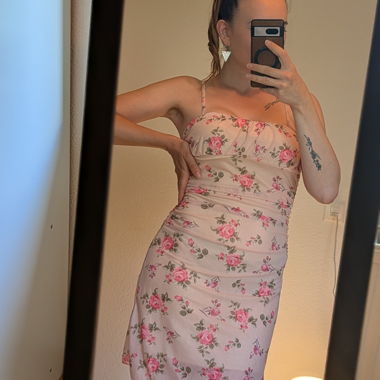 Robe à bretelles florales