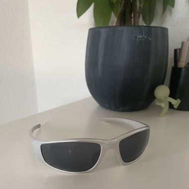 Lunette à soleil yk2 grise