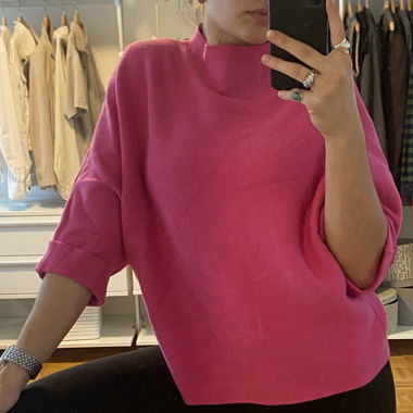 pink sweater