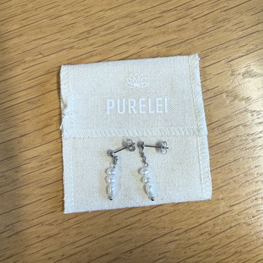 Orecchini pendenti PURELEI con perle