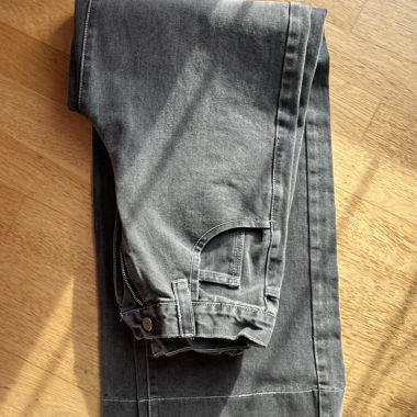 Pantaloni grigi Brandy Melville