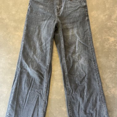 dark grey bootcut jeans