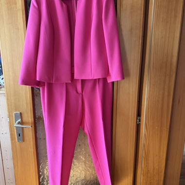 Completo da donna rosa