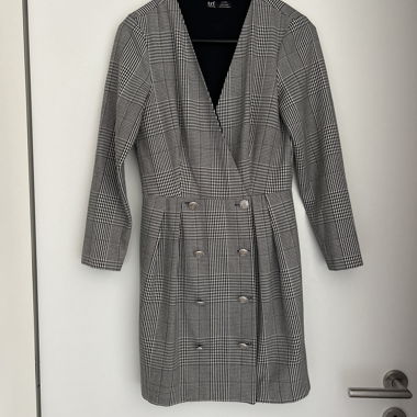 Abito blazer a quadri mai indossato di Zara
