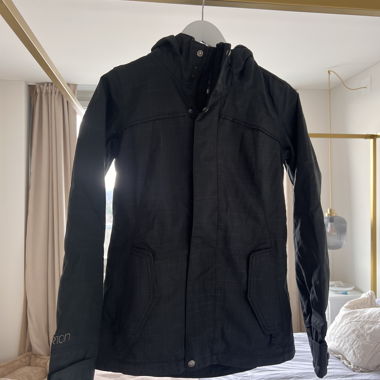 Burton snowboard/ski jacket, XS, dark grey