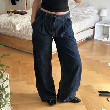 jeans