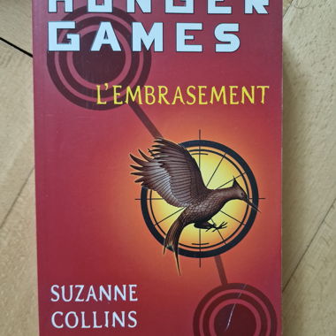 Hunger Games Suzanne Collins
