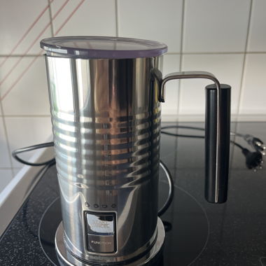 Milchaufschäumer heiss/kalt