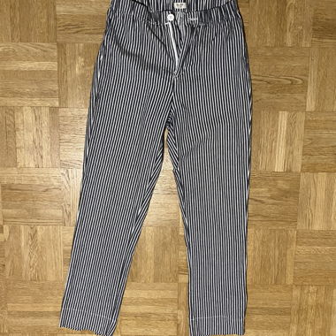Brandy Melville gestreifte Stoffhose 