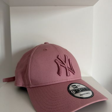 Casquette New Era rose