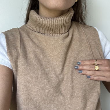 Gilet beige collo alto