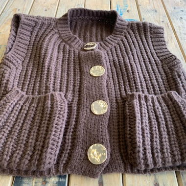 Knit button vest