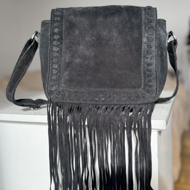 Genuine leather black bag with fringes - guter Z