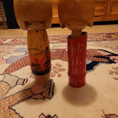Bambole Kokeshi vintage in legno