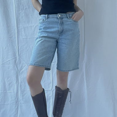 CAPSULE DENIM SHORTS