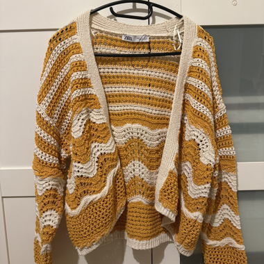 Cardigan lavorato a maglia Zara