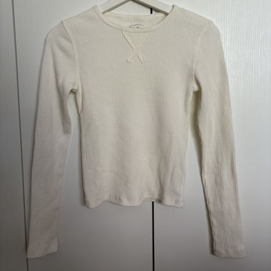 cream long sleeve top