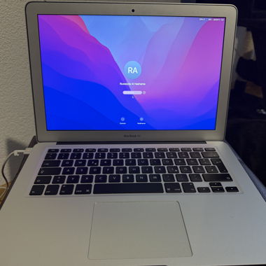 MacBook Air 13"