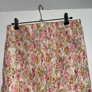 Jupe à motif fleuris