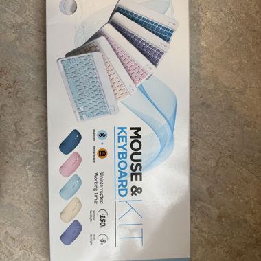 Kit tastiera e mouse senza fili