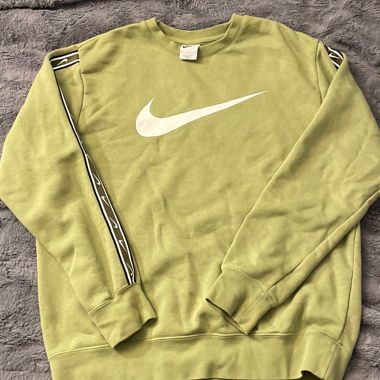 Nike Pullover