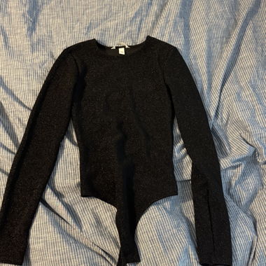 Schwarzes Langarm-Top glitzer