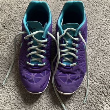 Turnschuhe 