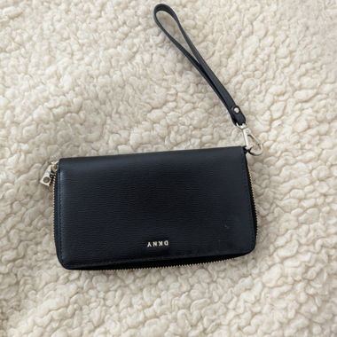 DKNY Wallet