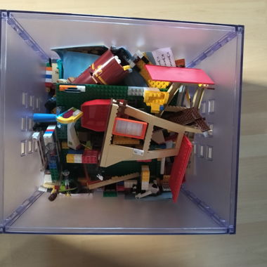 Lotto di LEGO nella scatola
