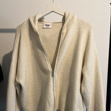 Cream zip-up hoodie