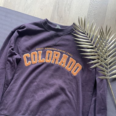 Pullover mit flauschigem Schriftzug 