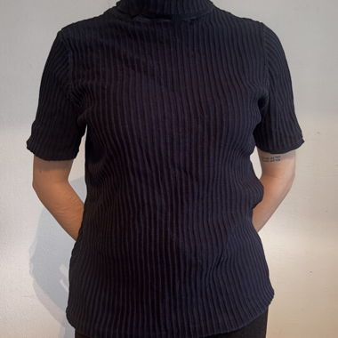 dark blue shirt with turtleneck