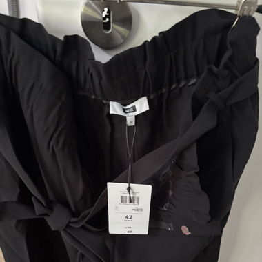 Hose neu