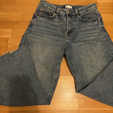 Blue Wide-Leg Jeans