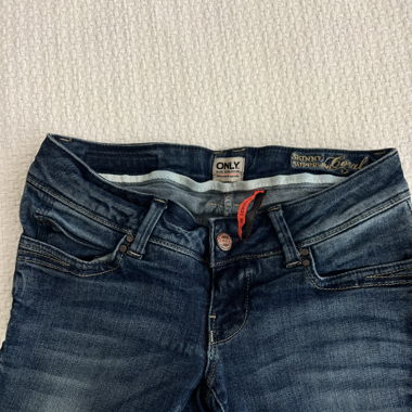 Jeans Only