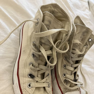 Beige Converse