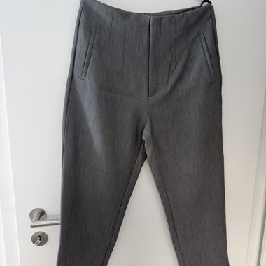 Pantaloni classici grigi