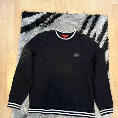 Pullover in Schwarz