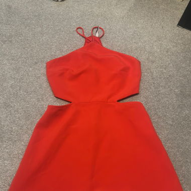 Kleid mit Cut Outs