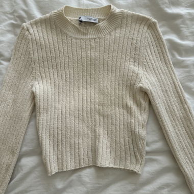 ZARA cream rib knit sweater (cropped)