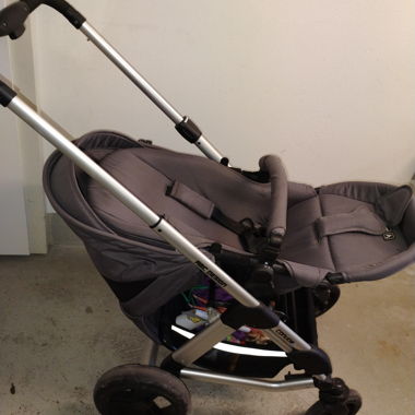 Kinderwagen gebraucht aber guter Zustand