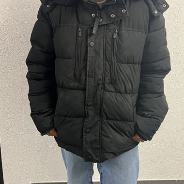 Veste d'hiver noire déperlante