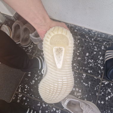 Yeezy 350 boost v2 cream triple white grösse 44