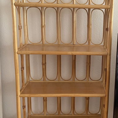 Rattan Regal