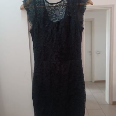Abito nero in pizzo Terranova S
