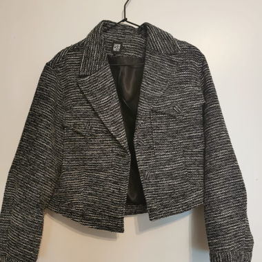 Giacca in Tweed con Chiusura a Bottoni