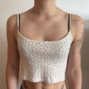 Top floreale Brandy Melville