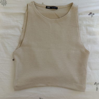 Confezione da 2 Top Beige senza maniche Zara
