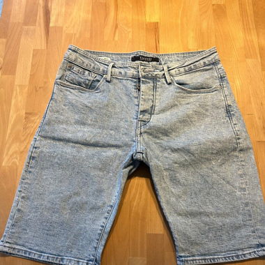 Short en jeans