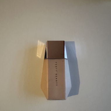 Fenty Beauty Eaze Drop‘lit glow enhancer 